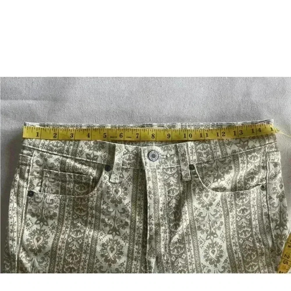 NILI LOTAN Mid Rise Khaki Wallpaper Print Denim Floral Size 29 Shipped via USPS - Picture 8 of 11